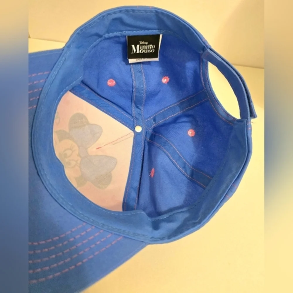 🆕️‎ NWT Girl's Disney Minnie Mouse Velcro Hat. Pink & Blue